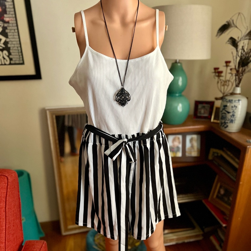 NWOT Black and White Striped Romper with Belt